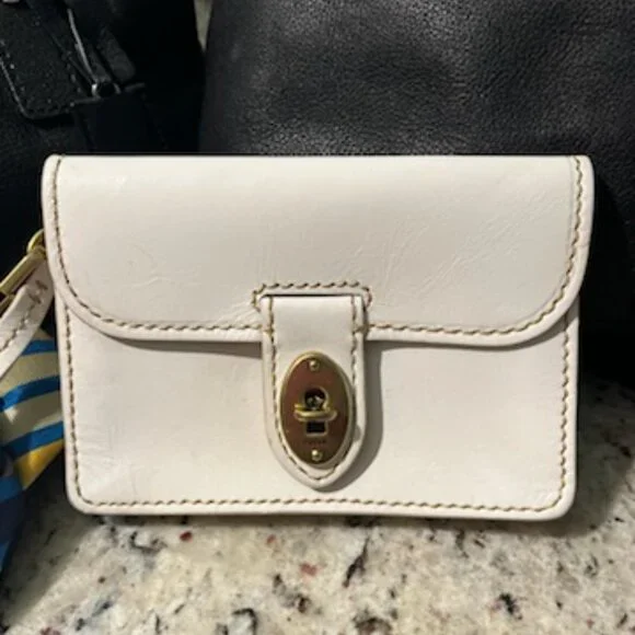 Purse Bundle - Picture 5 of 6